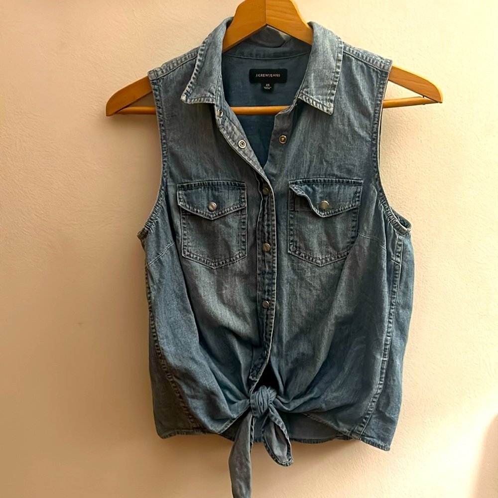 JCrew XS Denim tie Front Front Button up Tank